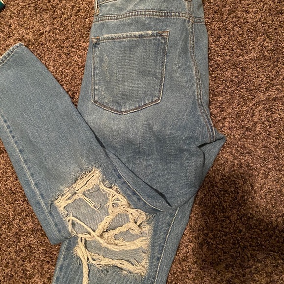 Jeans - Picture 2 of 4